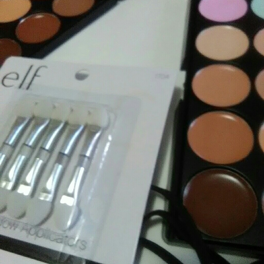 Glam 2 Pack 15 Color Concealer Palettes + 5 Host P - Picture 6 of 6